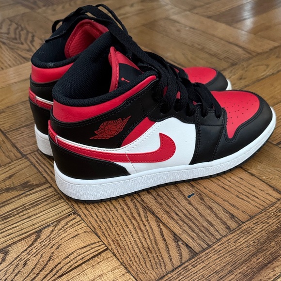 Nike Air Jordan Black and Red Sneakers - Picture 4 of 5